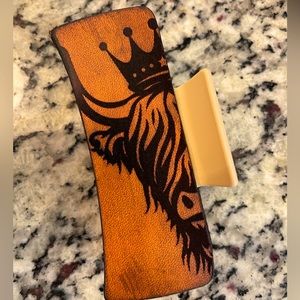 4.1” Leather Engraved Queen Highland hair claw clip